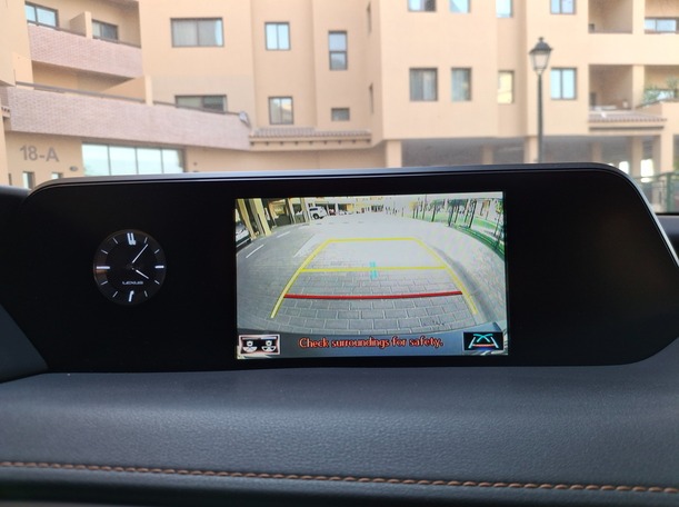 Car image 21