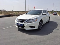 Used 2017 Nissan Altima for sale in Dubai