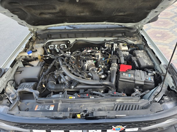Car image 24