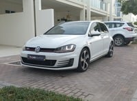 Used 2017 Volkswagen Golf for sale in Dubai