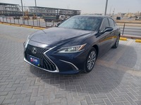 Used 2023 Lexus ES250 for sale in Riyadh