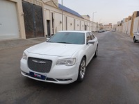 Used 2021 Chrysler 300C for sale in Riyadh