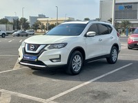 Used 2022 Nissan X-Trail for sale in Abu Dhabi