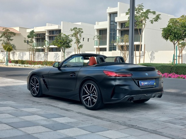 Car image 7