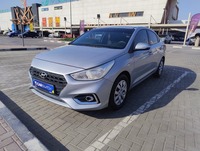 Used 2020 Hyundai Accent for sale in Dubai