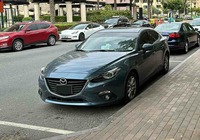 Used 2016 Mazda 3 for sale in Dubai