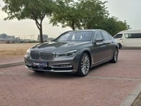 بي ام دبليو 740