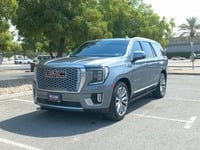 Used 2021 GMC Yukon for sale in Dubai