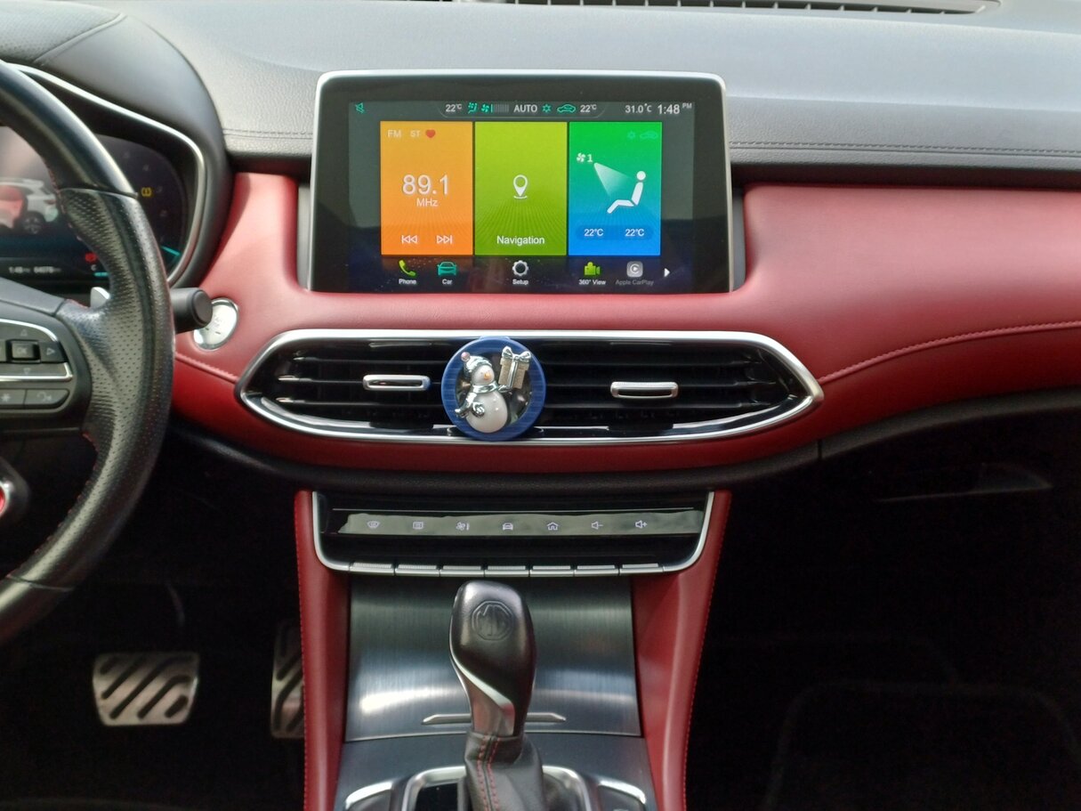Car image 16