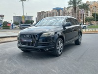 Used 2014 Audi Q7 for sale in Dubai