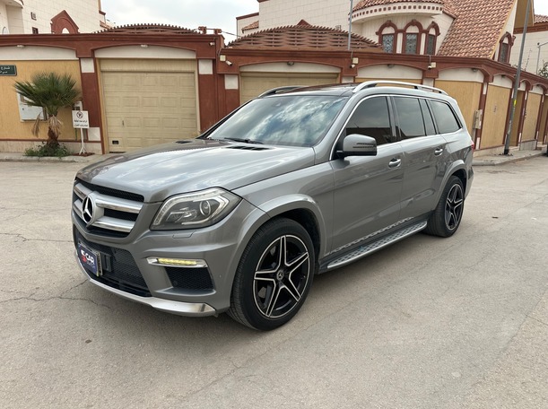 2014 Mercedes GL500 in KSA