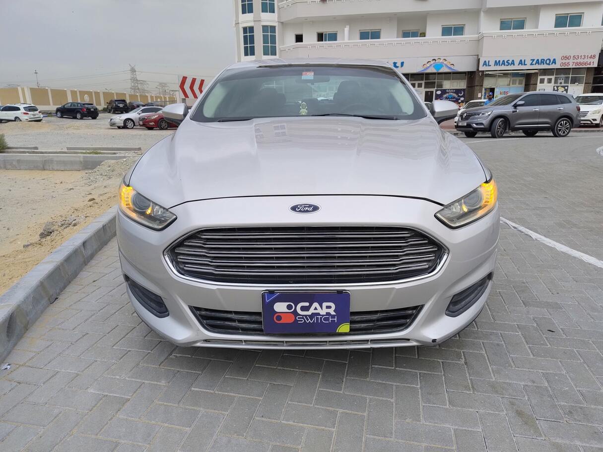 Car image 2
