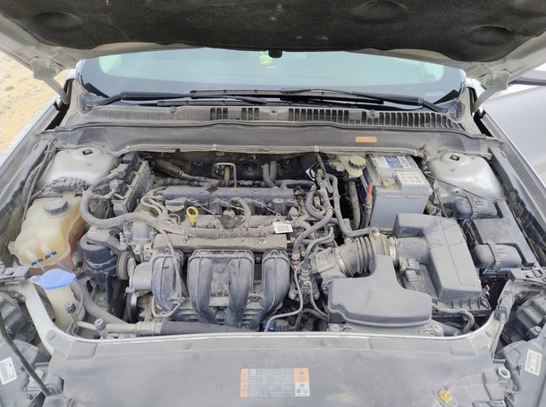 Car image 19