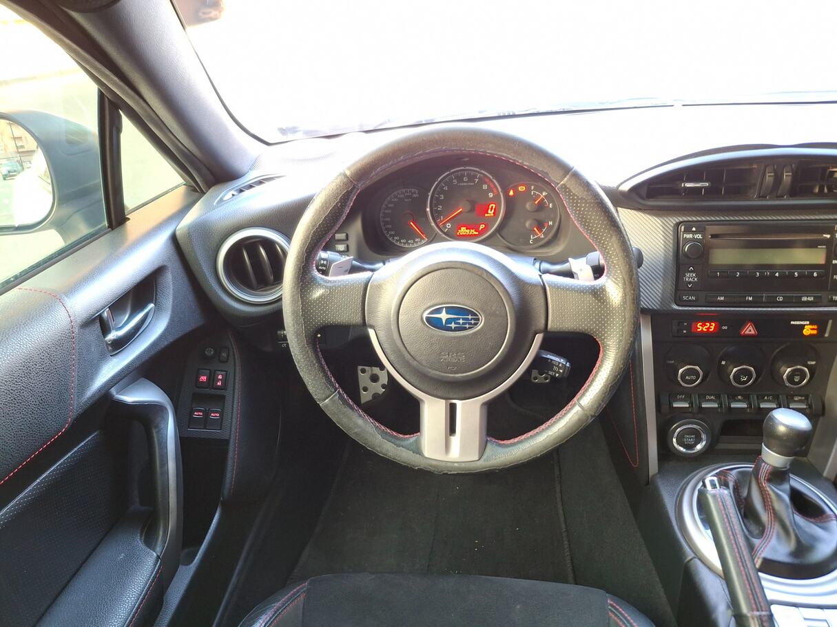 Car image 17