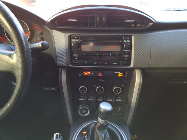 Car image 16
