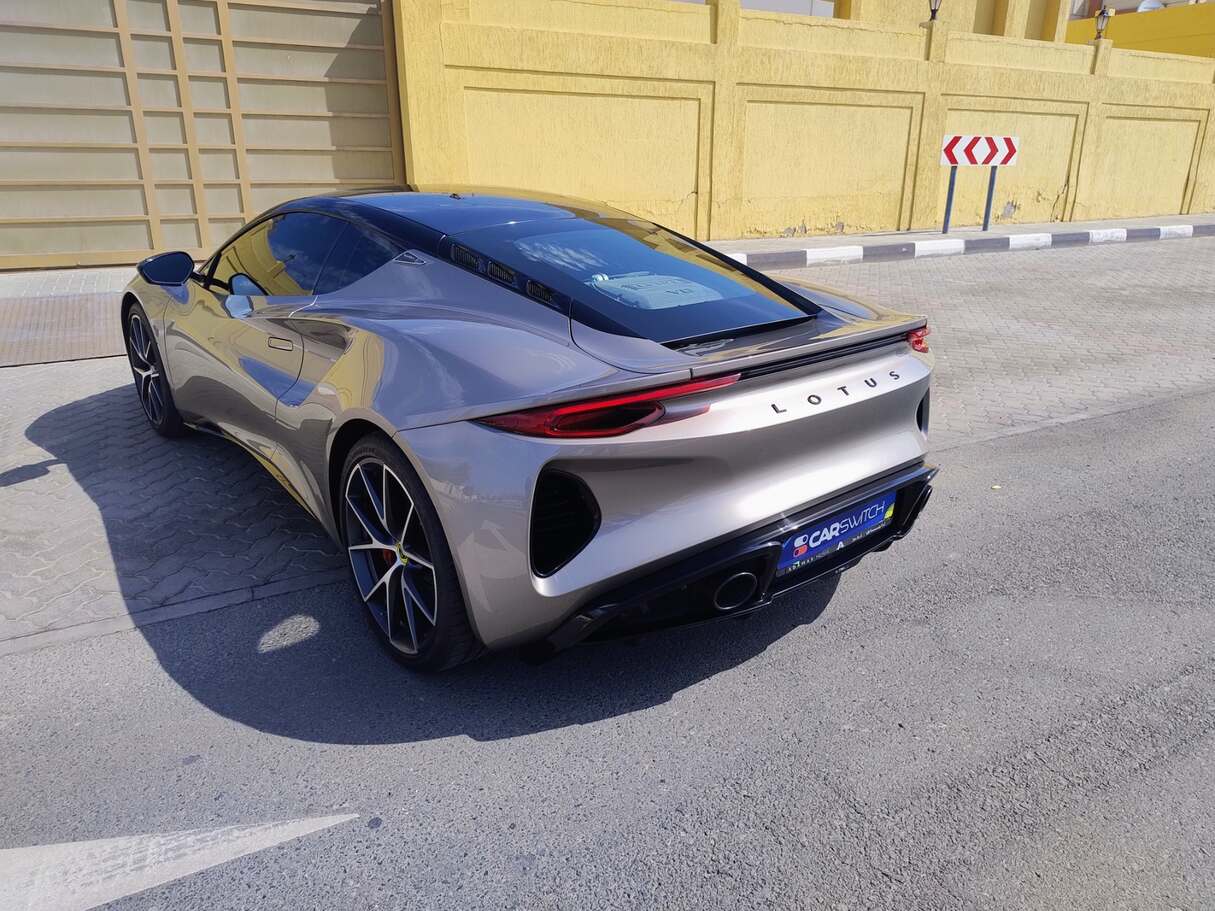 Car image 7
