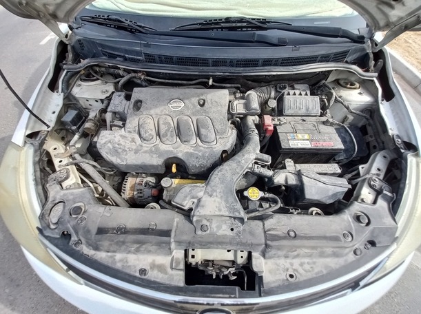Car image 18