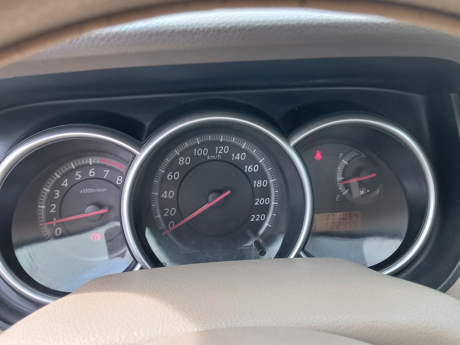Car image 17