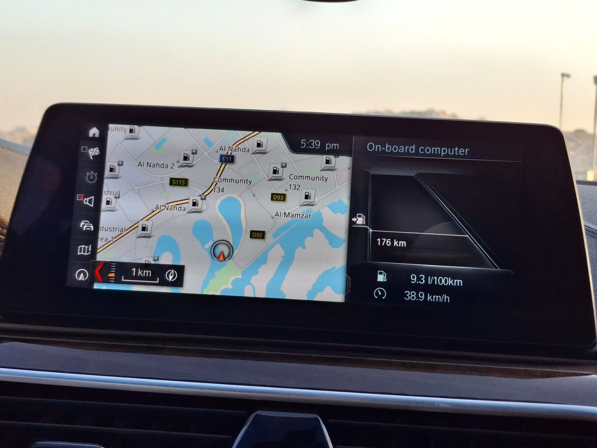 Car image 25