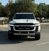 Used 2023 Toyota Land Cruiser for sale in Dubai