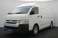 Used 2021 Toyota Hiace for sale in Dubai