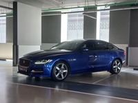 Used 2017 Jaguar XE for sale in Dubai