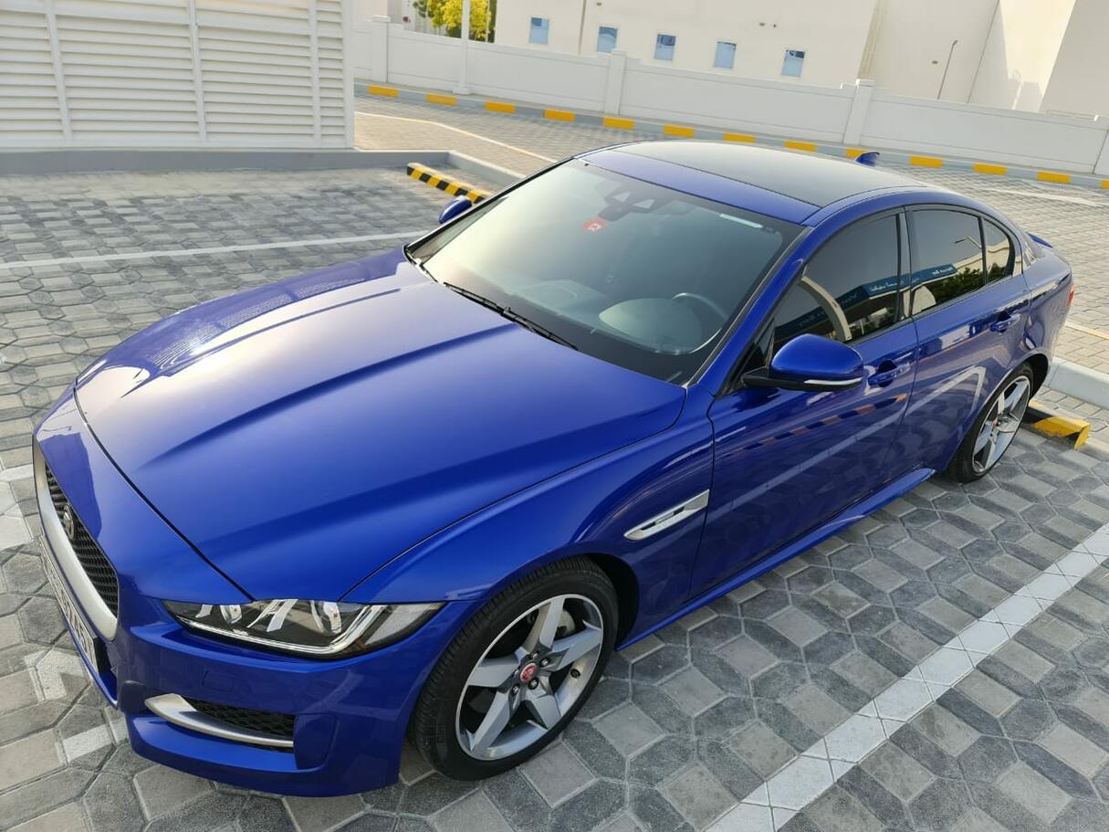 Car image 21