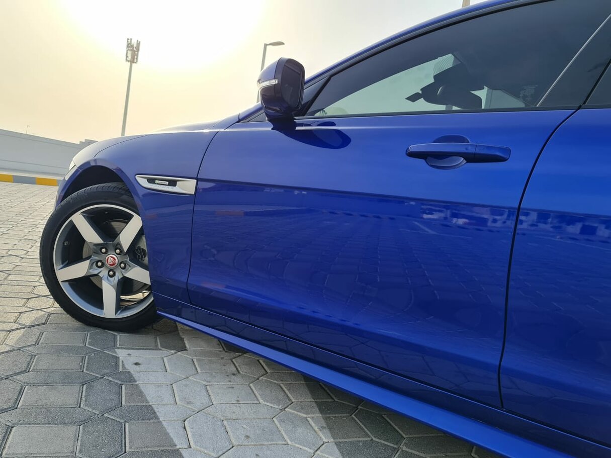 Car image 22