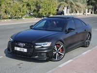 Used 2023 Audi S6 for sale in Dubai