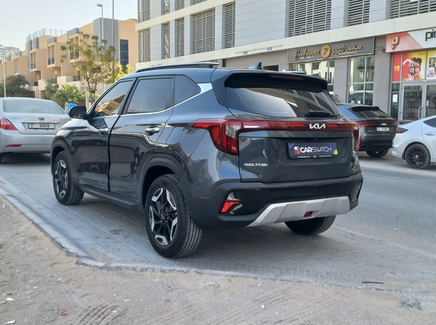 Car image 7