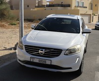 Used 2014 Volvo XC60 for sale in Dubai