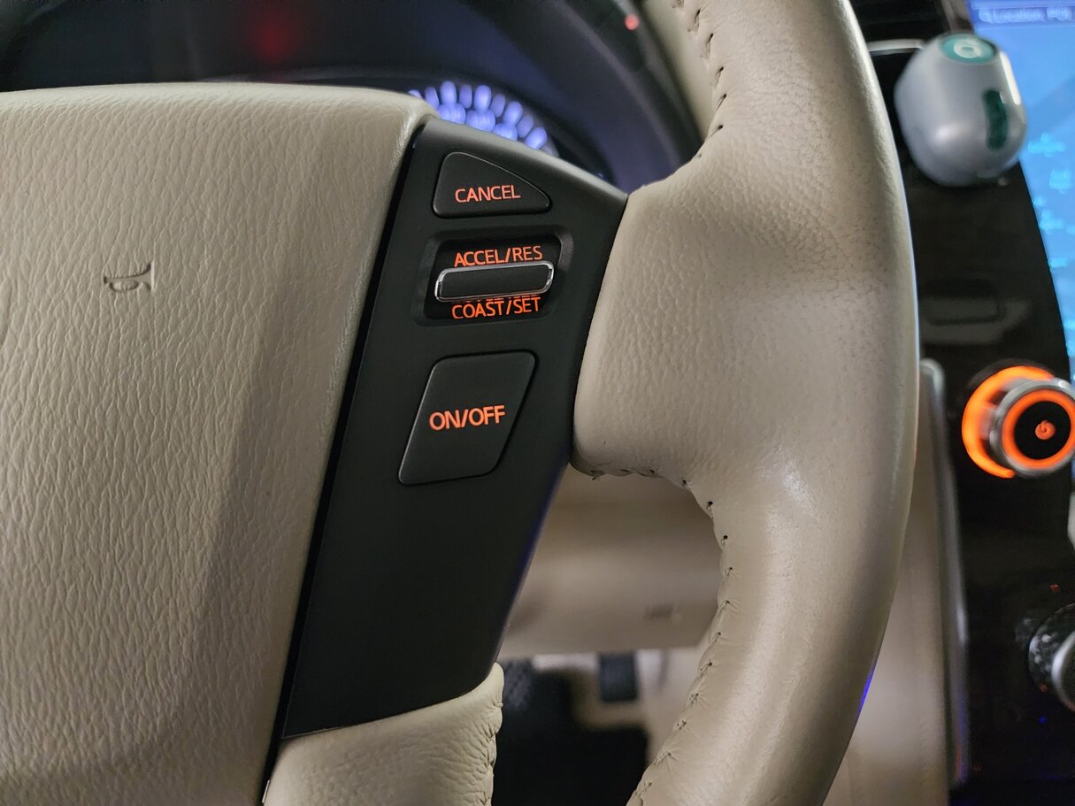 Car image 23
