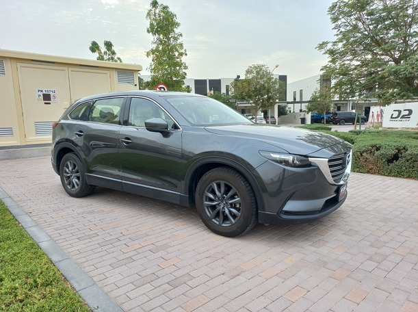 Car image 3