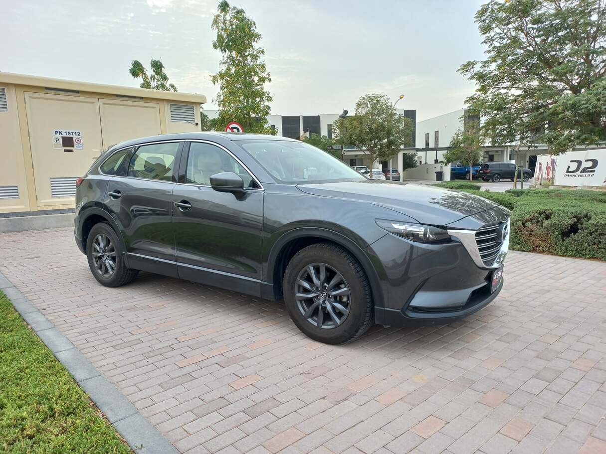 Car image 3