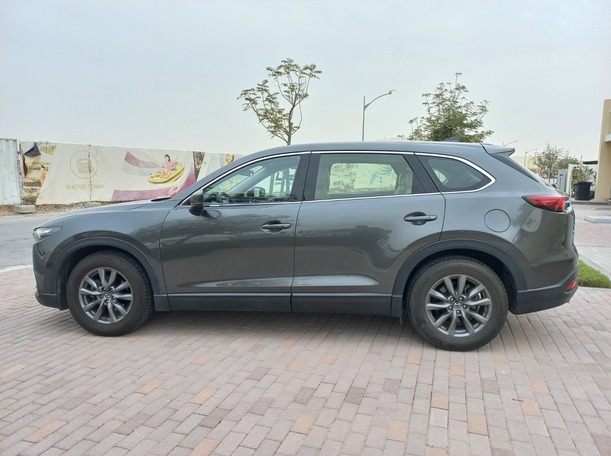 Car image 8