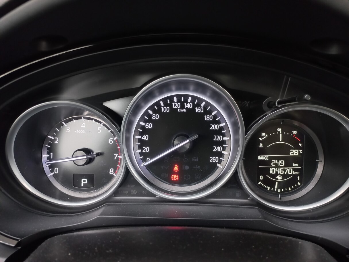 Car image 23