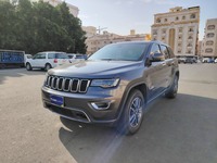 Used 2019 Jeep Grand Cherokee for sale in Jeddah