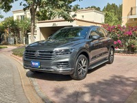 Used 2019 Volkswagen Touareg for sale in Dubai