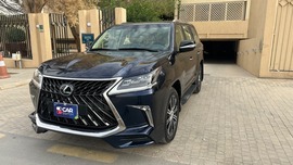 لكزس LX570 مستعمله 2017 لكزس LX570 للبيع فى الرياض