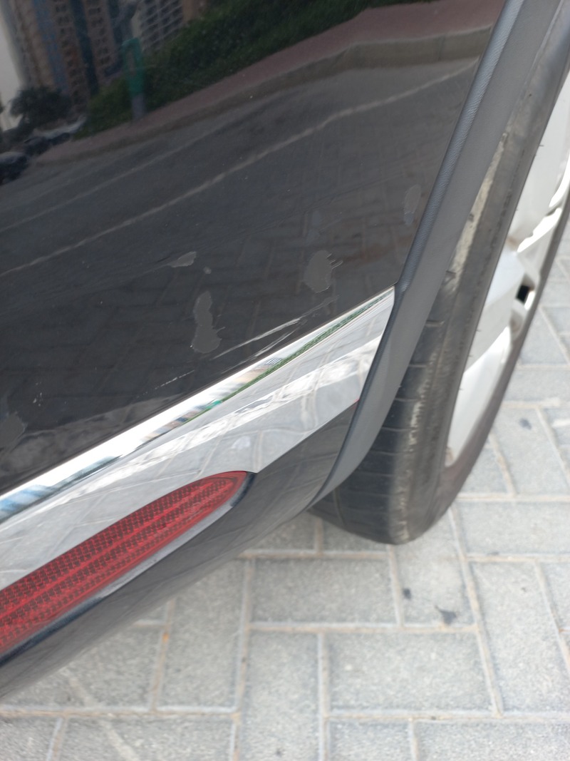 Used 2016 Volkswagen Touareg for sale in Dubai