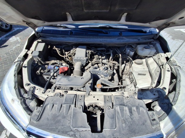 Car image 25