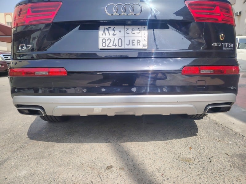 Used 2017 Audi Q7 for sale in Jeddah