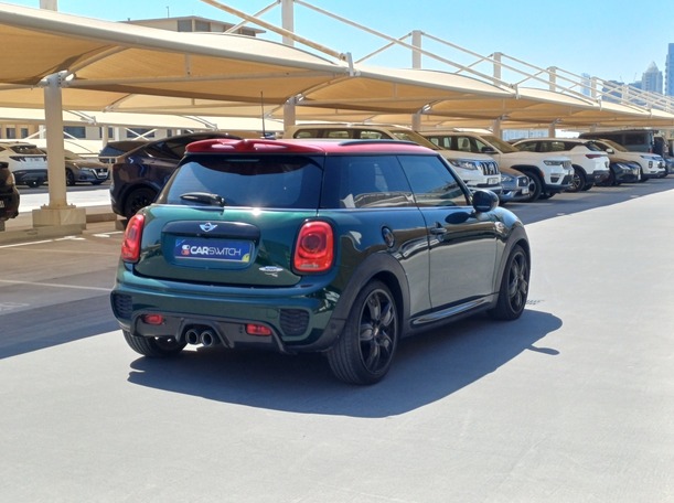 Car image 5