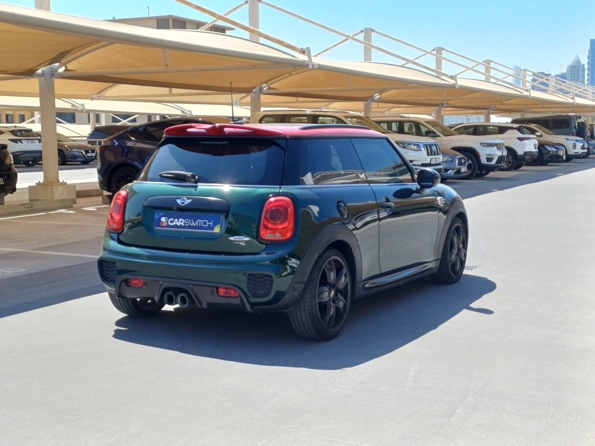 Car image 5