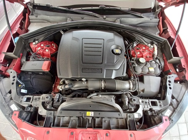 Car image 23