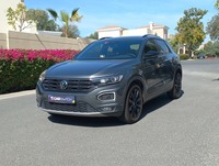 Used 2021 Volkswagen T-Roc for sale in Dubai