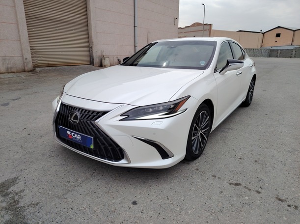 lexus