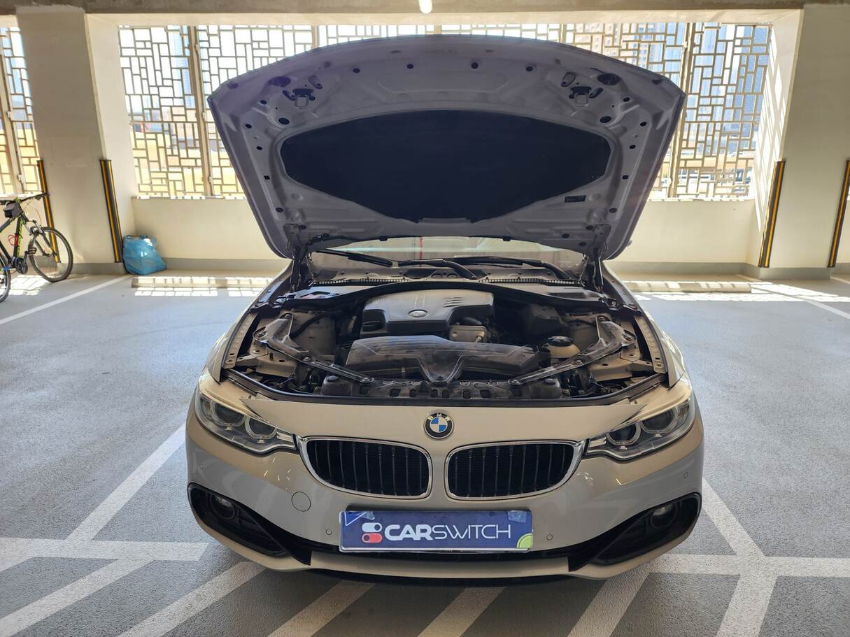 Car image 26