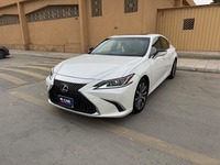 Lexus ES300