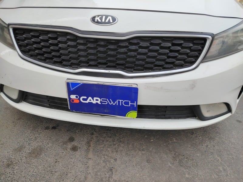 Used 2017 Kia Cerato for sale in Jeddah